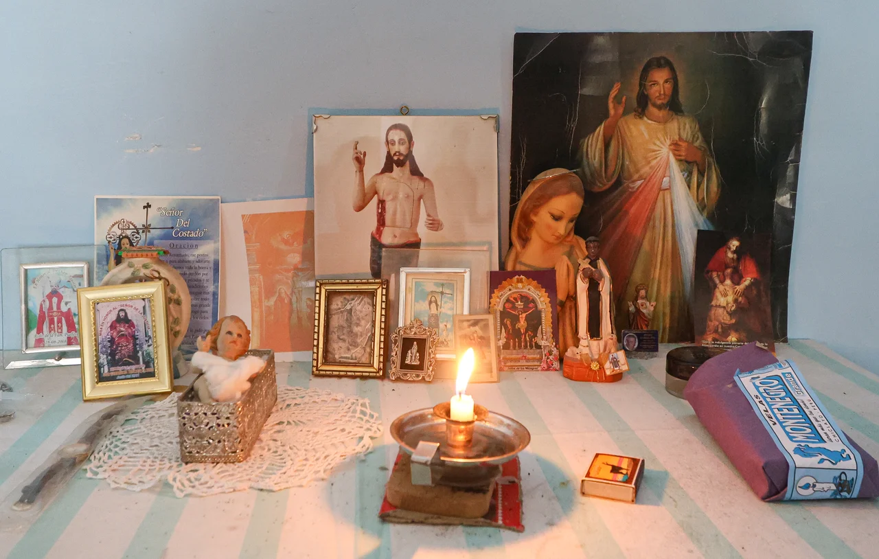Devoción — fotografía 00020 de la galería Raíces de Orrego