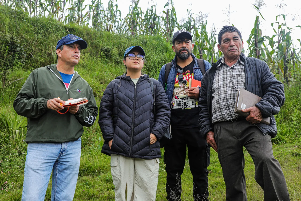 La búsqueda — fotografía 00060 de la galería Raíces de Orrego